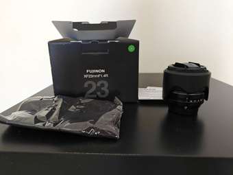 Fujifilm XF 23mm f1.4 lens Like New 1