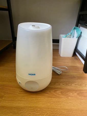 Vicks Humidifier 1