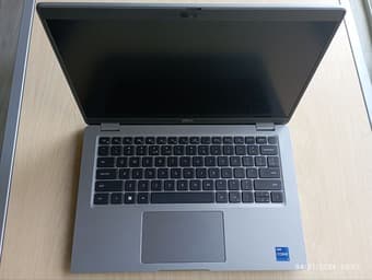 Dell Latitude 5430 Laptop (like new) 2
