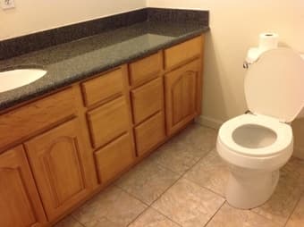 a room nest in a large backyard, nice and quiet Palo Alto house 4