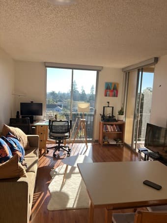 1 bedroom midrise on campus sublet - 14th June until 31st July 1