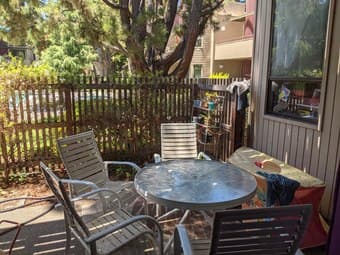 Patio (round table) and 4 chairs set 2