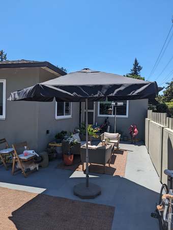 Massive outdoor umbrella (KUGGÖ / VÅRHOLMEN) 1