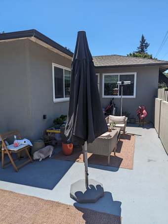 Massive outdoor umbrella (KUGGÖ / VÅRHOLMEN) 2