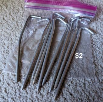 9 aluminum (or aluminium) tent stakes 1