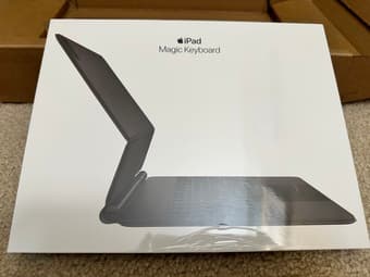 IPad Air 5th gen 256GB 11” (sealed) 4