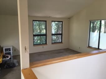 Room available in beautiful house in the mountains! 4