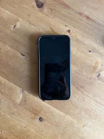 iPhone XS 64GB Unlocked 1