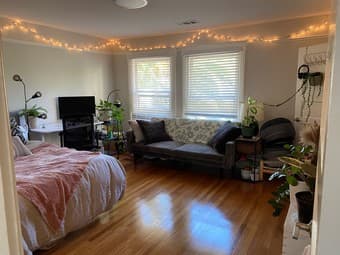 2 rooms in 3B/1BA close to University Ave 1