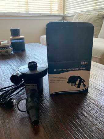 Single Air Mattress with electric air pump and sleeping bag 2