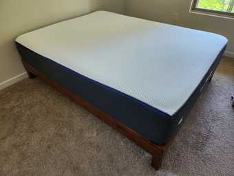 Nectar Memory Foam Mattress + Bed Frame + 2 cooling Pillows +Sheet set 2