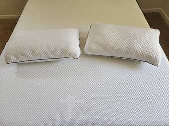 Nectar Memory Foam Mattress + Bed Frame + 2 cooling Pillows +Sheet set 3