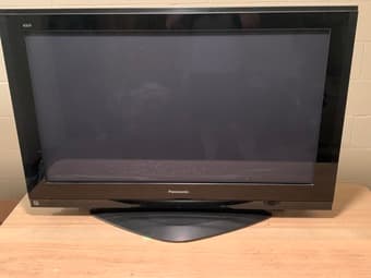 42 In Panasonic Plasma TV 1