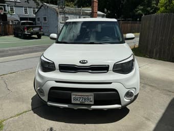 2019 Kia Soul (86k miles) 1