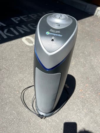 Space heater and air fan + UV purifer 2