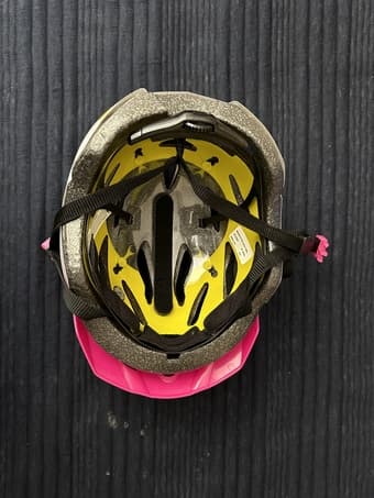 Children's bike helmet: Bell Revolution MIPS Age 5+ 2