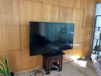 Samsung 1080p 50x30 inch Smart TV -- MUST GO BEFORE FRIDAY! 1