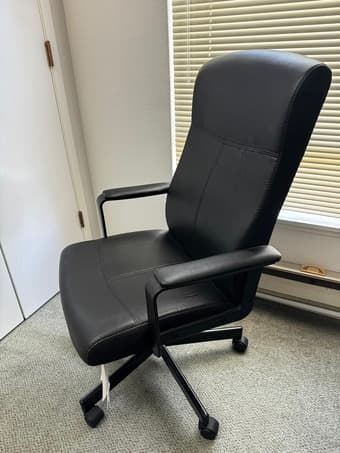 Swivel chair 1