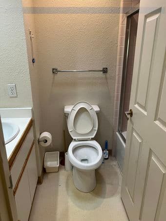 Looking for roommate for 2br/2.5ba condo in Palo Alto/Los Altos 4