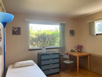 Private bathroom, Master Suite, very clean , bright, convenient, newly 1