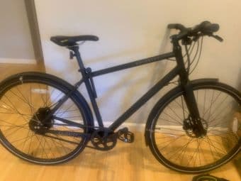 Priority Continuum Onyx 19" + lock + helmet 2