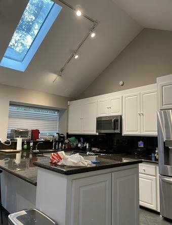 PA summer room sublet w/ ping pong table, hot tub, other goodies 4