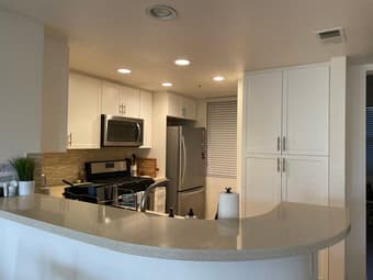 RWC master bedroom with attached bath in clean 2BR/2BA , Avail. 6/11 2