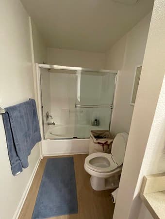 RWC master bedroom with attached bath in clean 2BR/2BA , Avail. 6/11 4