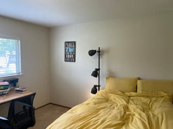 Affordable room in spacious PA house (15 min from campus) 3