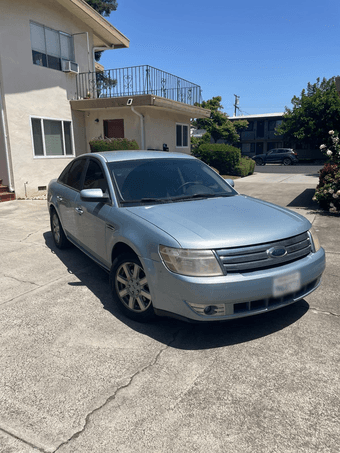 2009 Ford Taurus 132k miles 1