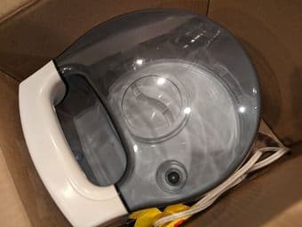 Selling Relion Humidifier 2