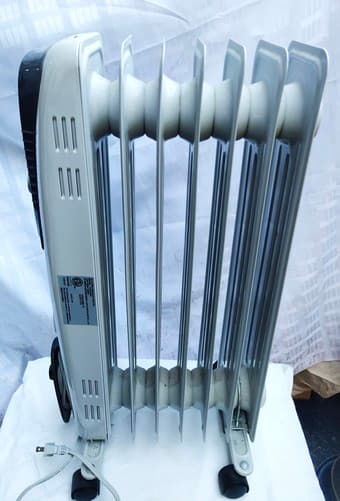 Oil-Filled Radiator Heater 1