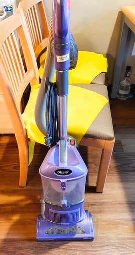 Shark Navigator Vacuum Cleaner 1