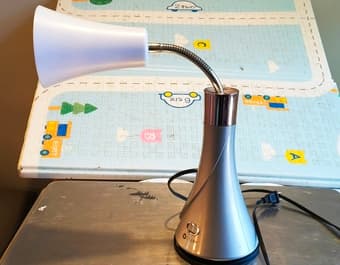 O-Lite LED Desk Lamp 1