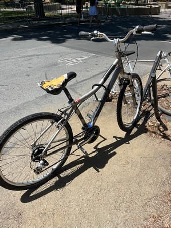 Bike for sale, lock included 1