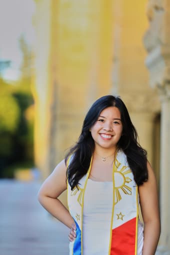 Graduation photos - packages starting at $99! @stanford.edu 3