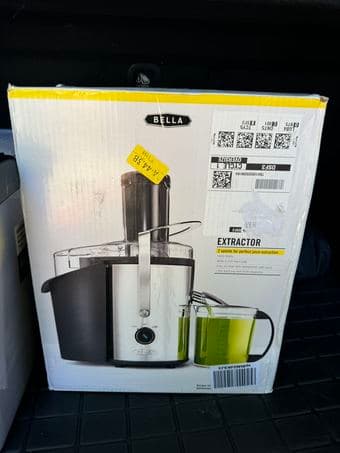 Bella juice extractor used less than 5 times 1