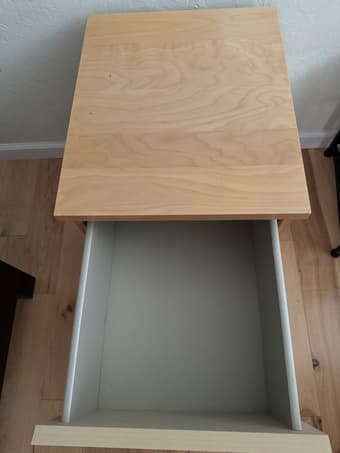 IKEA Malm nightstand x 1 4