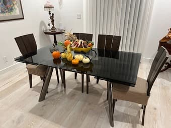Extendable tempered glass dining table 2