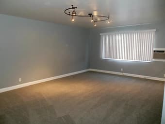 湾区 Mountain View 3b2b 客卧找室友，7 月 1 号可以开始入住，家具齐全，拎包入住 2