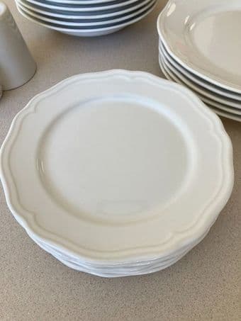 UPPLAGA Dinnerware Set and mugs 2