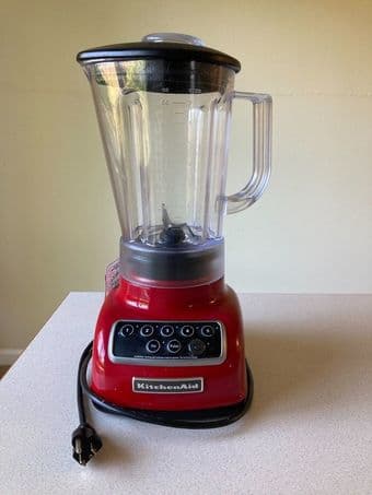 KitchenAid KSB1570ER 5-Speed Blender with 56-Ounce BPA-Free Pitcher 1