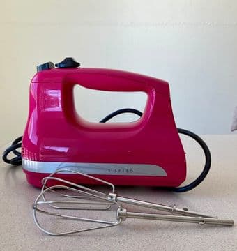 Hamilton Beach 5-speed Electric Hand Mixer 1