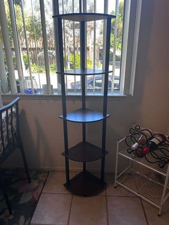 Corner shelf 1