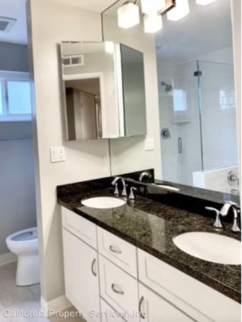 Roommate Wanted - 2br/1ba in Menlo Park (10' from campus) 2