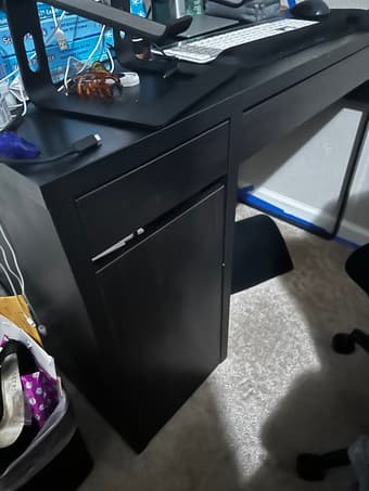 Virtual Garage Sale: Desk Chair, Bookshelf, Blender & More! 3