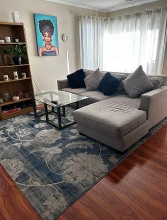 Virtual Garage Sale: Desk Chair, Bookshelf, Blender & More! 4