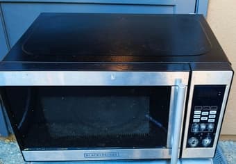 Black+Decker Microwave 1