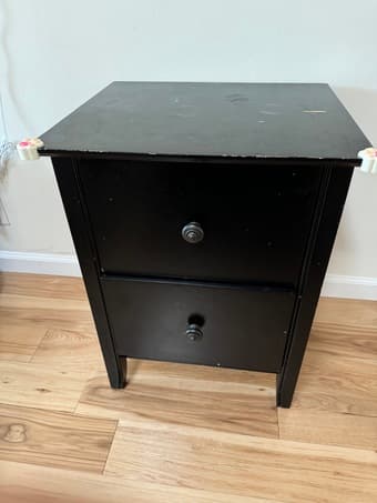 Sale - FREE decor, nightstand, coffee table, lamps, many electronics 3