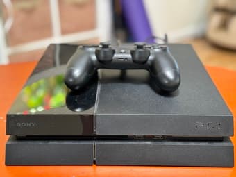 Sale - PS4, iPad Air 2, Bose headphone, camera bag, power chords 4